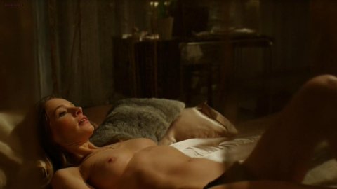 Catherine Walker, Alexis Peterman - Naked Videos in Strike Back s04e05 (2013)