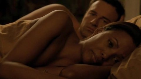 Aisha Tyler - Naked Videos in Nip/Tuck s02e03 (2004)