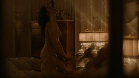 Maria Muller - Naked Videos in Queen Marie of Romania (2019)