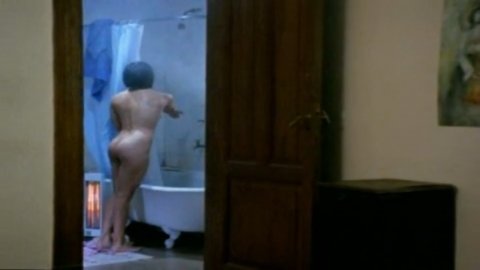 Claudia Pereira - Naked Videos in First Dog (2009)