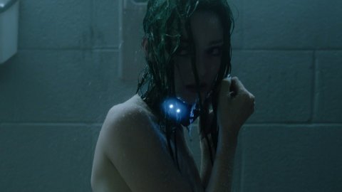 Emma Dumont - Naked Videos in The Gifted s01e02 (2017)