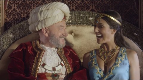 Vanessa Guide - Naked Videos in The New Adventures of Aladdin (2015)