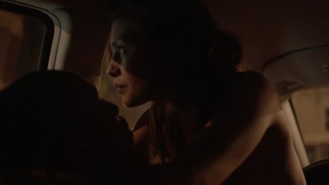 Hannah Ware - Naked Videos in Boss s01e04 (2011)