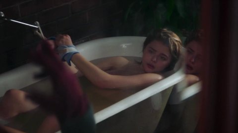 Chloe Grace Moretz - Naked Videos in Greta (2018)