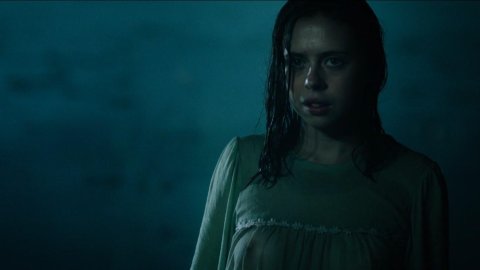 Bel Powley - Naked Videos in Wildling (2018)