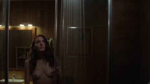 Josefin Asplund - Naked Videos in Sanctuary s01e03e06 (2019)