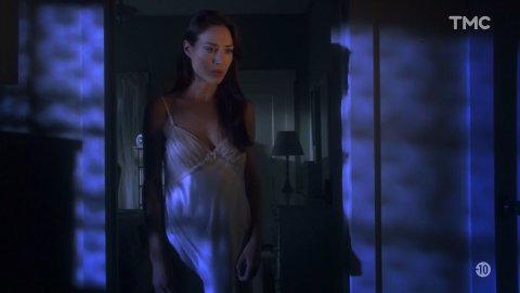 Claire Forlani - Naked Videos in Nora Roberts' Carolina Moon (2007)