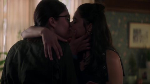 Melonie Diaz, Ellen Tamaki - Naked Videos in Charmed s01e02 (2018)