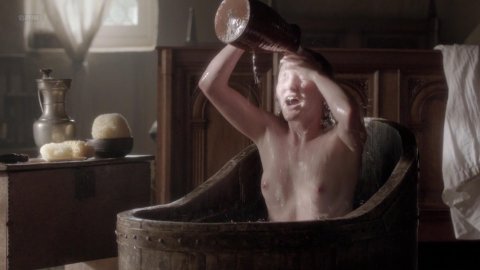 Eve Ponsonby - Naked Videos in The White Queen s01e01 (2013)