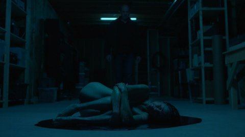 Kim Huffman - Naked Videos in Channel Zero s02e02 (2017)