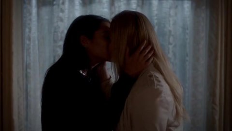 Sasha Pieterse, Shay Mitchell - Naked Videos in Pretty Little Liars s07e16 (2016)