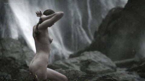 Alyssa Sutherland - Naked Videos in Vikings s01e09 (2013)