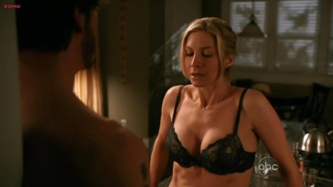 Elizabeth Mitchell - Naked Videos in V s02e08 (2011)