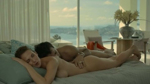 Cecilia Ponce, Aislinn Derbez, Ana de la Reguera - Naked Videos in Macho (2016)