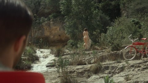 Annes Elwy - Naked Videos in Philip K. Dick's Electric Dreams s01e02 (2017)