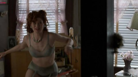 Debra Messing - Naked Videos in A Walk in the Clouds (1995)