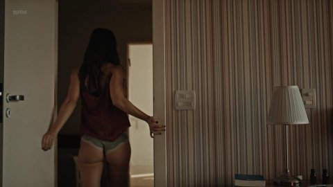 Priscila Assum - Naked Videos in The Mechanism s01e06 (2018)