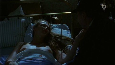 Deborah Kaufmann - Naked Videos in The Drinker (1995)