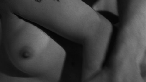 Fairuza Balk - Naked Videos in American History X (1998)