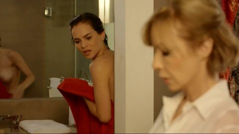 Luz Cipriota, Inez Estevez, Carla Quevedo - Naked Videos in El Maestro s01e03-04, e10 (2017)