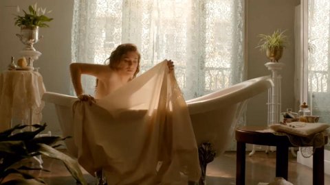 Blanca Suarez - Naked Videos in Lo que escondían sus ojos s01e01 (2016)