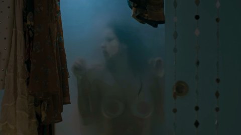 Kalki Koechlin - Naked Videos in Smoke s01 (2018)