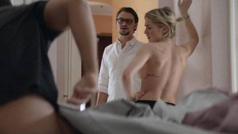 Ashley Benson, Addison Timlin - Naked Videos in Chronically Metropolitan (2016)