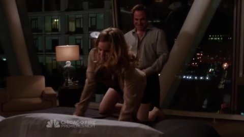 Anna Chlumsky - Naked Videos in Law & Order: Special Victims Unit s14e03 (2013)