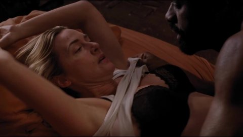 Kate Winslet - Naked Videos in The Mountain Between Us (2017)