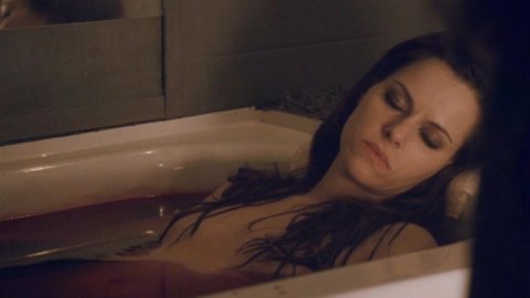 Emily Hampshire - Naked Videos in Die (2010)