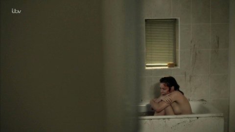 Anna Friel - Naked Videos in Marcella s01e01 (2016)