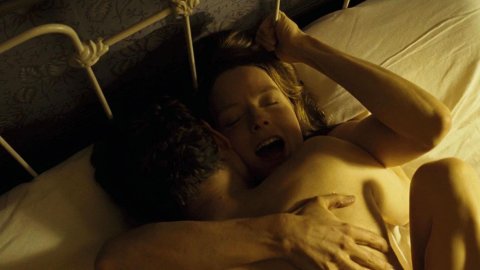 Jodie Foster - Naked Videos in A Very Long Engagement (2004)