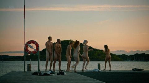 Renate Reinsve, Ida Helen Goytil, Hanna Maria Gronneberg, Ane Viola Semb - Naked Videos in Hvite gutter s01 (2018)