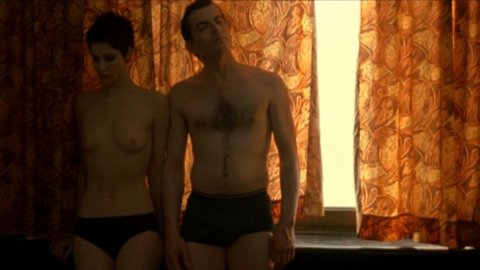 Anna Mouglalis - Naked Videos in A New Life (2002)