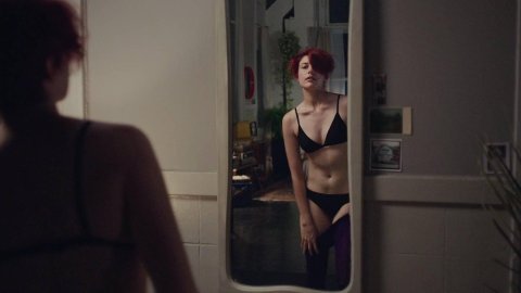 Nathalie Love, Greta Gerwig - Naked Videos in 20th Century Women (2016)