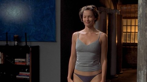 Ashley Judd - Naked Videos in Someone Like You... (2001)