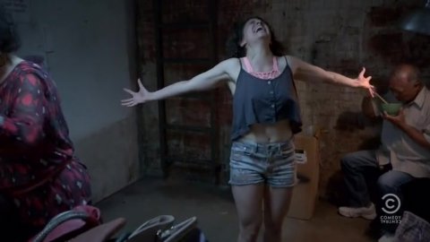 Ilana Glazer - Naked Videos in Broad City s02e04 (2014)