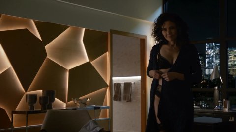 Reiko Aylesworth - Naked Videos in Bull s03e13 (2018)