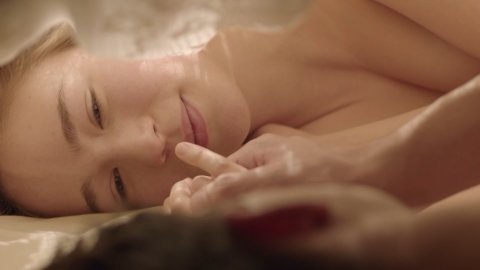 Zofia Wichlacz - Naked Videos in World on Fire s01e01 (2019)