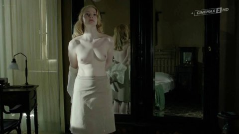 Fiona Glascott - Naked Videos in Controra - House of Shadows (2013)