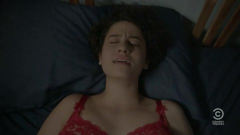 Ilana Glazer - Naked Videos in Broad City s01e06 (2014)