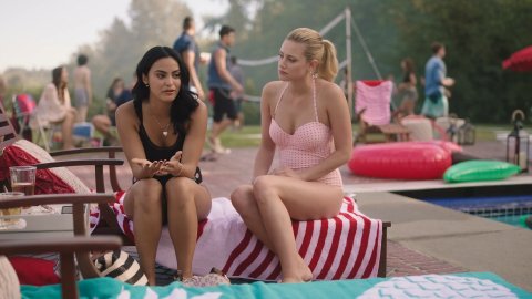 Camila Mendes, Brit Morgan, Madelaine Petsch - Naked Videos in Riverdale s03e01 (2018)