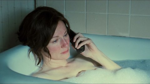 Laura Linney - Naked Videos in The Savages (2007)