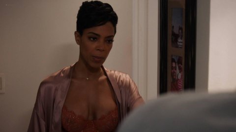 Jazmyn Simon - Naked Videos in Ballers s03e06 (2017)