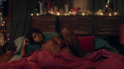 Simona Brown, Tallulah Haddon - Naked Videos in Kiss Me First s01e01 (2018)