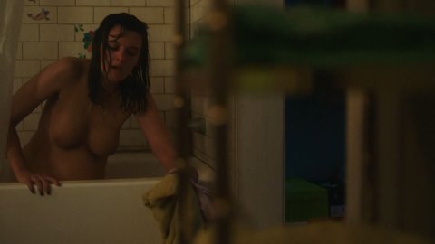 Frankie Shaw - Naked Videos in SMILF s02e05 (2019)