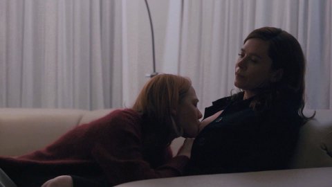 Anna Friel, Louisa Krause - Naked Videos in The Girlfriend Experience s02e09 (2017)