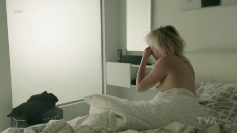 Eve Lemieux - Naked Videos in Fugueuse s01e03 (2018)