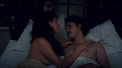 Lola Bessis - Naked Videos in Picnic at Hanging Rock s01e05 (2018)