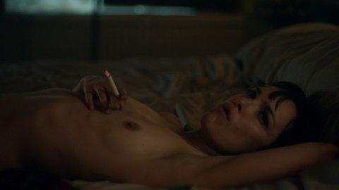 Jody Balfour - Naked Videos in Rellik s01e05 (2017)